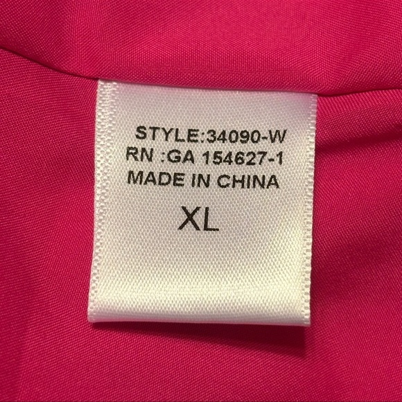 Joh. Hot Pink Blouse Figure Flattering Size XL in Excellent Condition - Picture 3 of 6